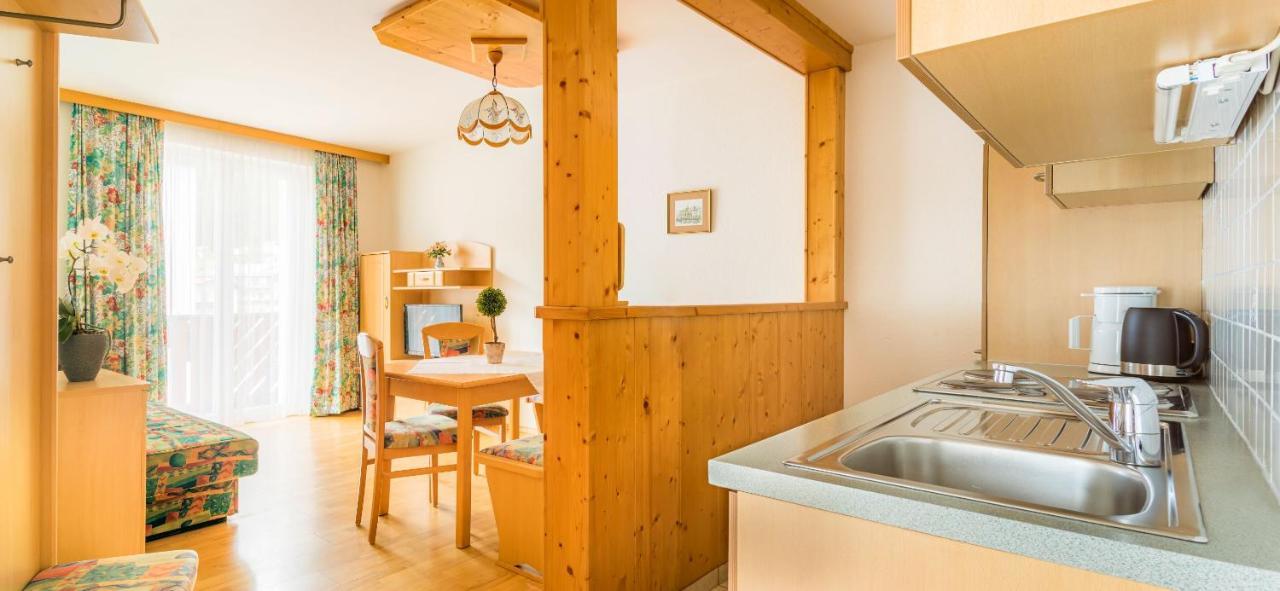 Pension Appartements Gabriele バードガシュタイン エクステリア 写真