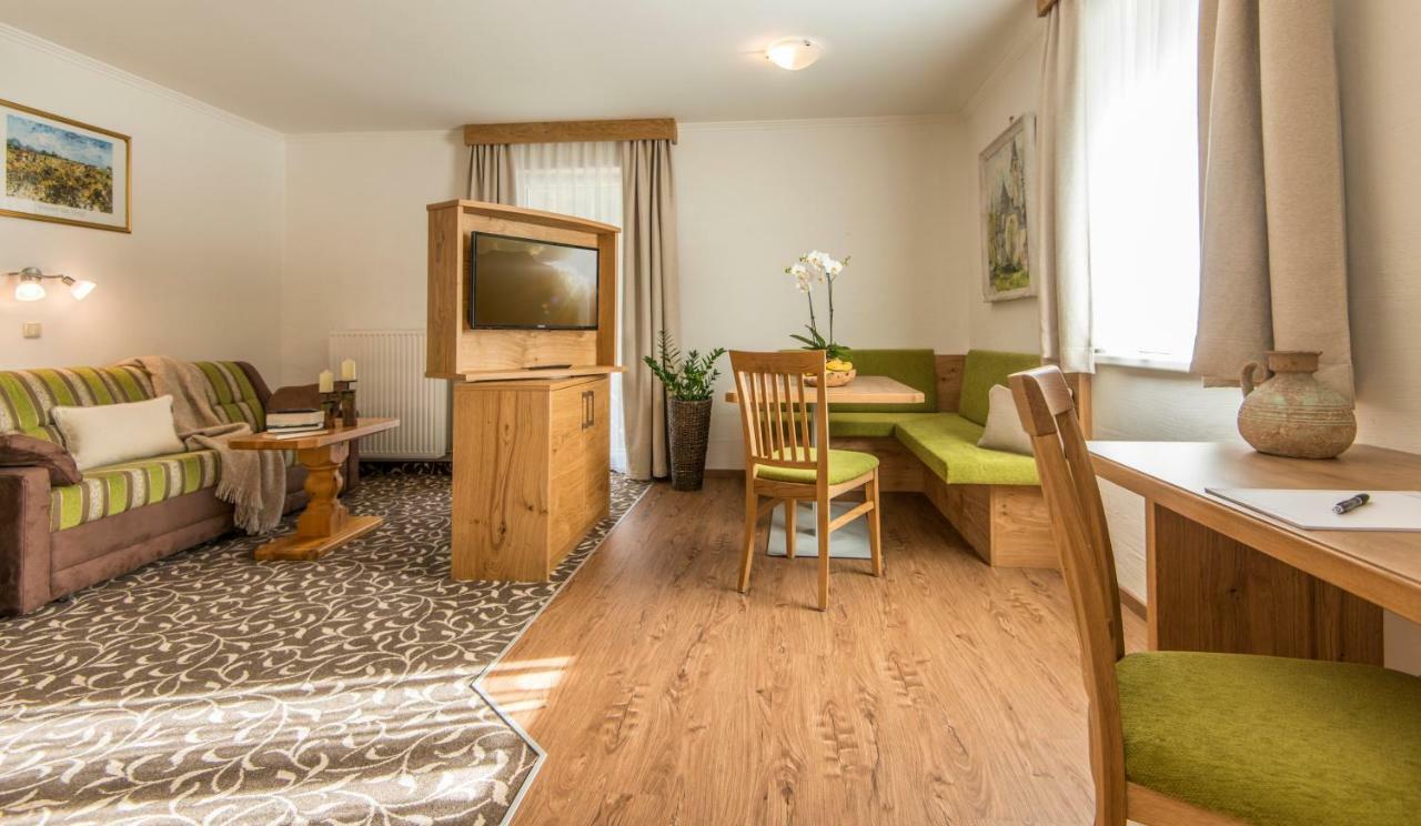 Pension Appartements Gabriele バードガシュタイン エクステリア 写真